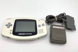 【悲報】ゲームボーイアドバンス、世間ではレトロゲーだった